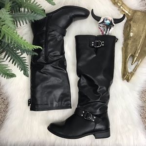 XOXO Minkler Black Faux Leather Back Zipper Knee High Boots Sz 8